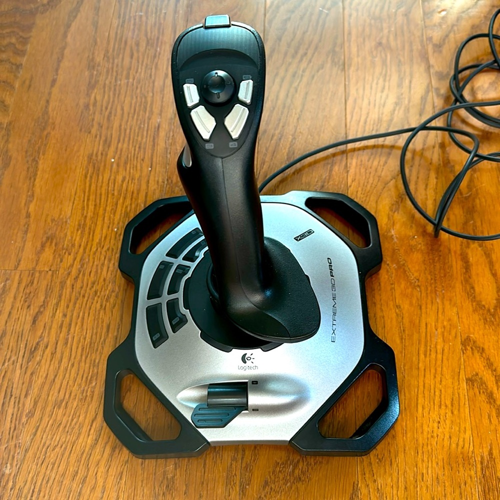Logitech Extreme 3D Pro USB Joystick Black Silver Microsoft Flight Simulator